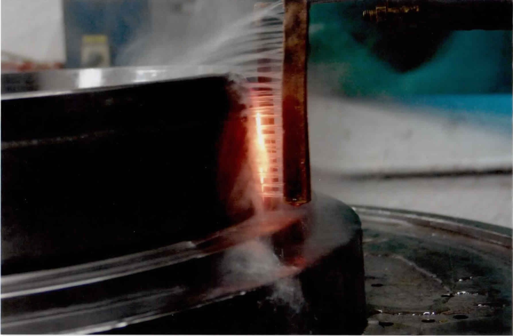 Indukcijsko kaljenje gašenje stikalnega kolesa